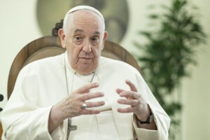 Папа Римський звернувся до італійців з проханням