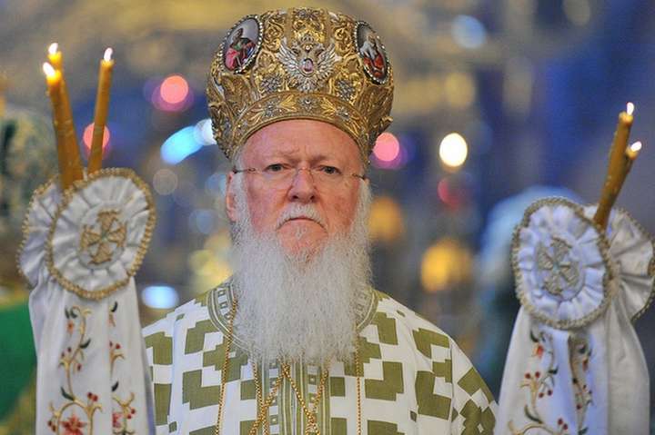 Вселенський Патріархат розпочав процедуру надання автокефалії українській церкві