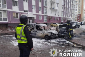 Росіяни пошкодили 12 автомобілів на Київщині