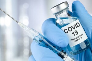 Вчені назвали побічні ефекти вакцин проти COVID-19